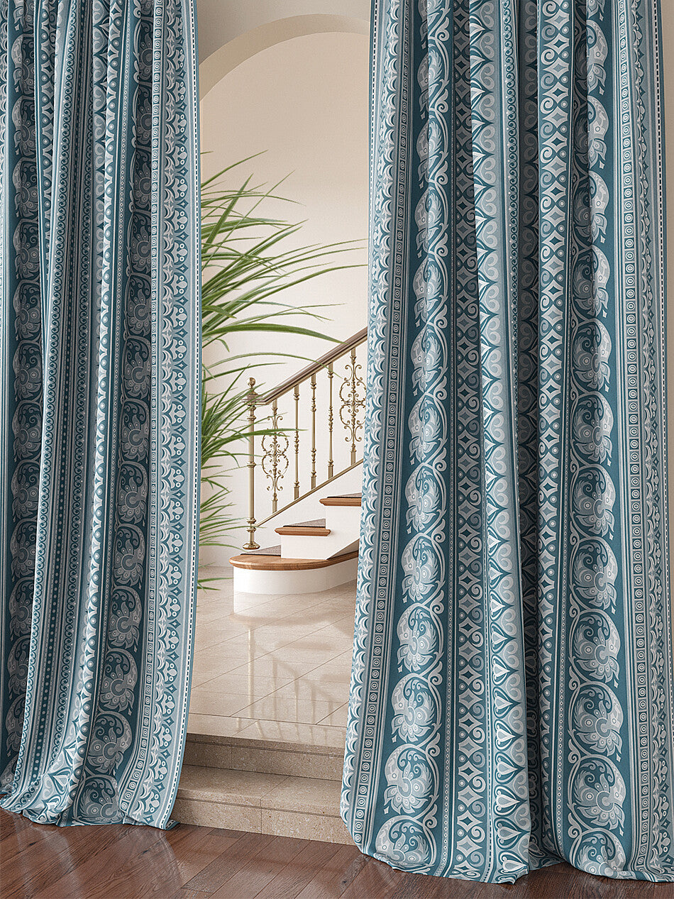 Curtain set