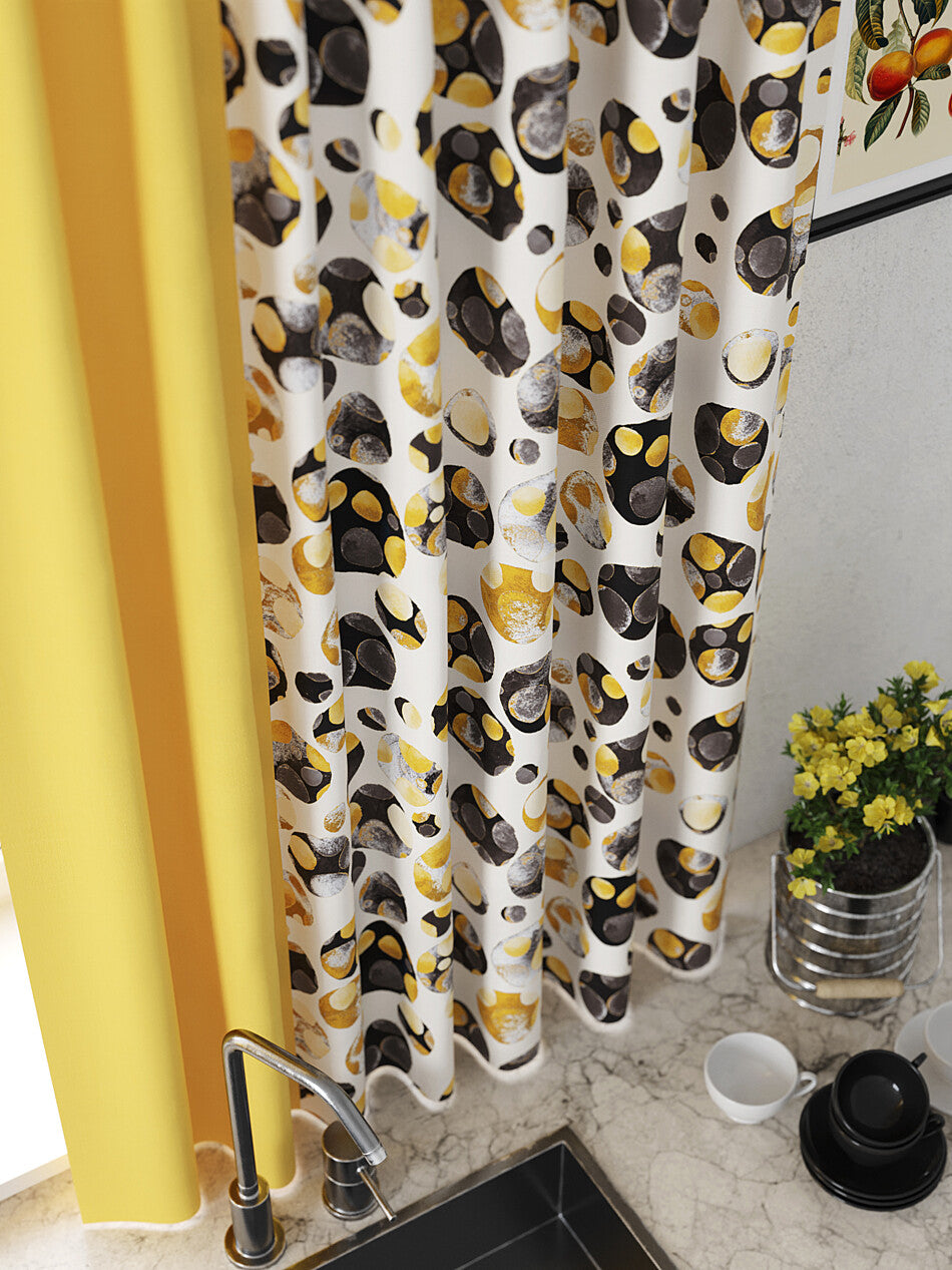 Curtain set